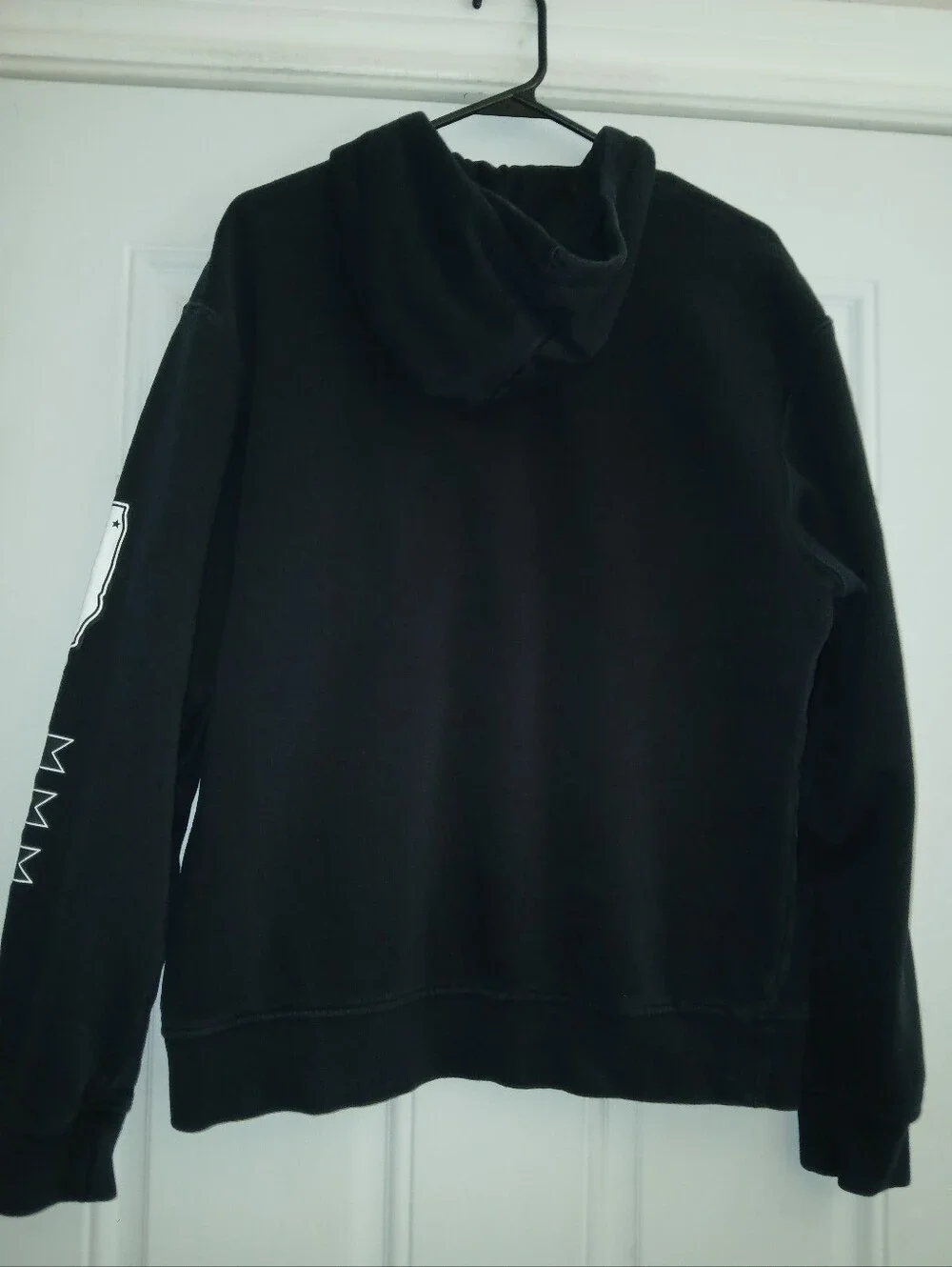 Jordan Essentials Member Hoodie Black  Pullover Mens Medium